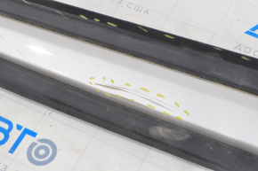 Door trim lower front right Mitsubishi Outlander 14-20 crack, abrasions, bumps
