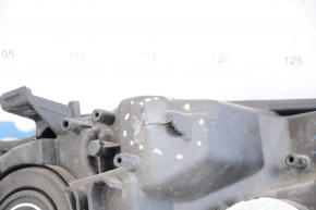 Headlight front left Nissan Rogue 17-20 bare, halogen, housing broken, fasteners broken