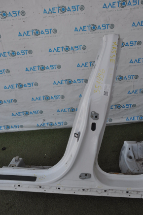 Quarter wing rear left Ford Fusion mk5 13-20 white with central pillar, dented, made, pokes