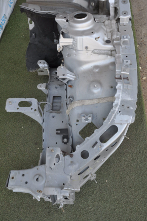 Front quarter left Chevrolet Volt 11-15 silver with central pillar, pokes