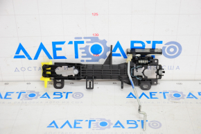 Lexus CT200h 11-17 front right door handle mechanism keyless