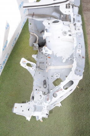 Front quarter left Chevrolet Volt 11-15 white with central pillar