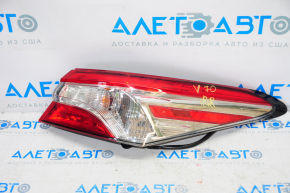 Light outer wing right Toyota Camry v70 18-20 halogen, light