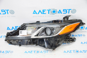 Headlight front left complete Toyota Camry v70 18-18 halogen + LED, fogged lens