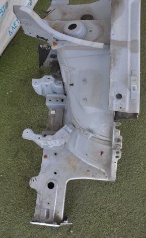 Front left quarter VW Tiguan 09-18 graphite, threshold sawed off