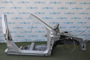 Front right quarter Lexus CT200h 11-17 silver with central pillar