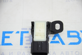 Parking sensors rear bumper Lexus CT200h 11-17