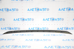 The front bumper lip of the Kia Optima 16-18 pre-rest is filed, pokes