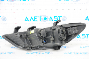 Headlight front right bare Hyundai Elantra AD 17-18 prerest halogen mount, broken glass