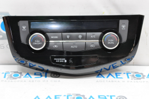 Climate control Nissan Rogue 14-16 auto, scuff