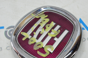 Emblem badge front bumper Fiat 500L 14-17 cracks