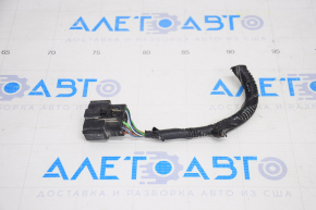 Lincoln MKC 15-18 pre-restoration headlight feature