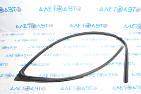 Front left glass seal for Lexus LS460 LS600h 07-17