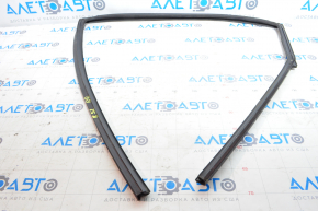 Rear right window seal for Nissan Pathfinder 13-20