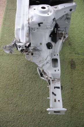 Front right quarter VW Jetta 19-24 gray with center pillar, bumps, dented gun