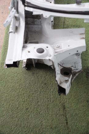 Front right quarter VW Jetta 19-24 white with central pillar, butts, sawn off side member