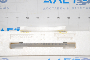 Rear bumper absorber lower Lexus ES300 ES330 01-06 holes drilled, guide torn off, tears, cracks