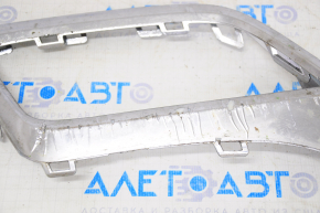 Right muffler frame VW Tiguan 18-21 chrome, worn, swollen chrome