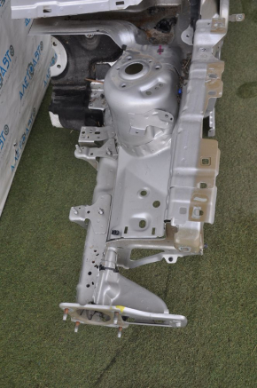 Front quarter left Lincoln MKC 15-19 silver, with center pillar