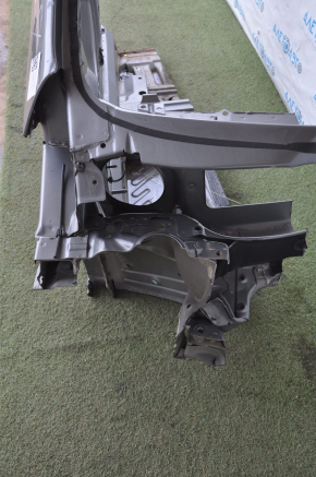 Front right quarter Chevrolet Volt 16 - graphite with central pillar, butts, sawn off side member