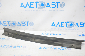 Lower radiator deflector Chevrolet Volt 11-15 is torn