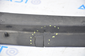 Lower radiator deflector Chevrolet Volt 11-15 is torn