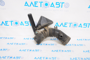 Air duct from the Toyota Solara 2.4 04-08 filter
