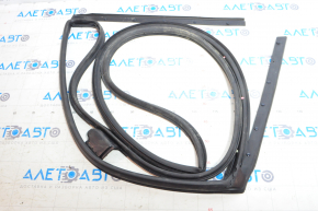 Rear left door seal Infiniti JX35 QX60 13-