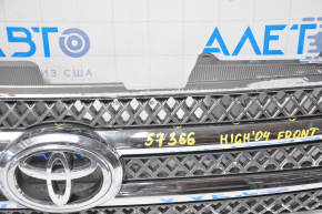 Toyota Highlander 2007 grille with emblem, cracks, broken fasteners, peeling chrome