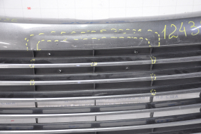 Front bumper grille Toyota Camry v55 15-17 usa LE is dented, fasteners are broken, tear, scratches