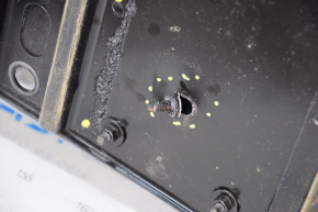 Chevrolet Volt 11-12 VVB housing broken mount