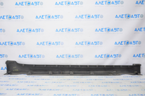 Left threshold Chevrolet Volt 11-15 with seal, structure dented fastening, scratches