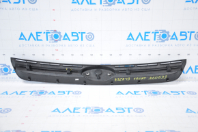 Radiator grill grill Ford Escape MK3 13-15 prerest with emblem matte, broken fastening