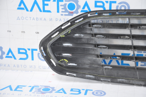 Radiator grill without frame and chrome Ford Fusion mk5 13-16 fasteners torn off