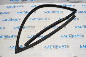 Front right glass seal for Nissan Murano z52 15-24