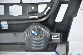 The radiator grille support Ford Escape MK3 13-16 pre-rest is dented, there are tears