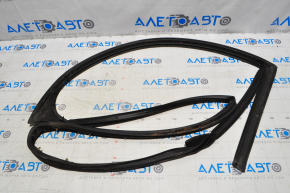 Cadillac ATS 13-18 rear right door seal