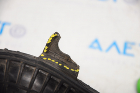 Right middle air pipe VW Passat b8 16-19 USA 1.8T, 2.0T broken mount