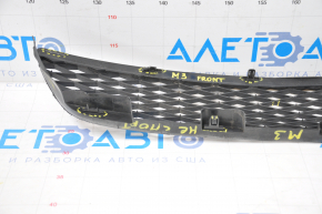 Lower grille of the front bumper Mazda3 04-06 HB broken fasteners, grille tear
