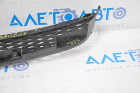 Lower grille of the front bumper Mazda3 04-06 HB broken fasteners, grille tear