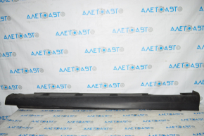 Right threshold Ford Focus mk3 11-18 structure fractures, scratches