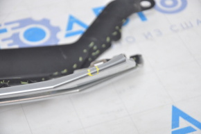 Radiator grill grill Mitsubishi Outlander 14-15 prerest no fragment, fractures, scratches on molding, broken fasteners