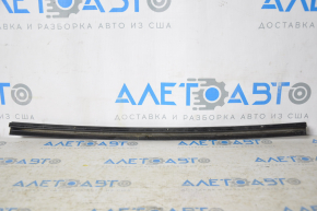Door molding between the rear left windows of a BMW X5 E70 07-13