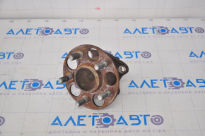 Rear left hub Toyota Prius 30 10-15 rusty, bearing jammed
