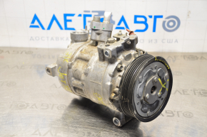 VW Jetta 19-20 air conditioning compressor, broken connectors, bent pulley, for spare parts