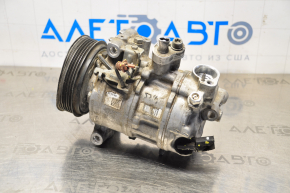 VW Jetta 19-20 air conditioning compressor, broken connectors, bent pulley, for spare parts