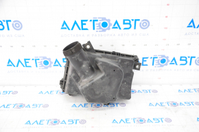 Lexus ES300h 13-18 air filter housing without flow meter