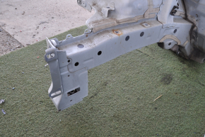 Front right quarter Toyota Prius 30 10-15 white, with central pillar