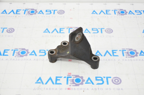 Engine mount bracket right Lexus ES300h 13-18
