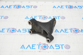 Engine mount bracket right Lexus ES300h 13-18